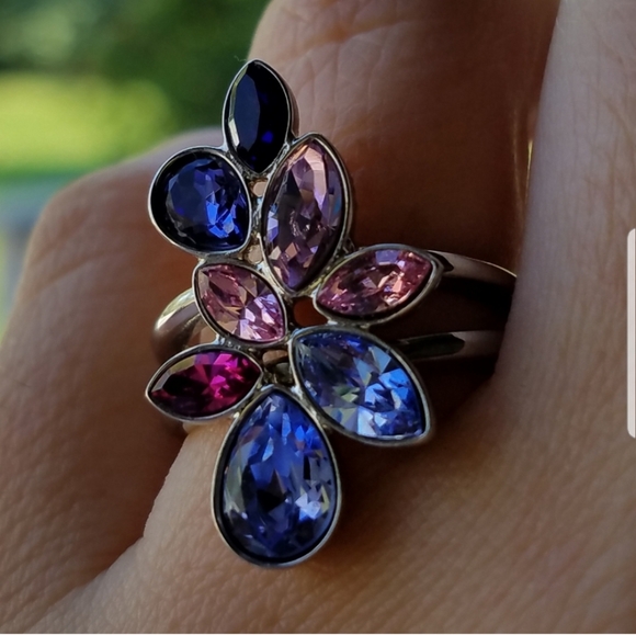 Authentic Swarovski Ring NWT - Picture 6 of 9